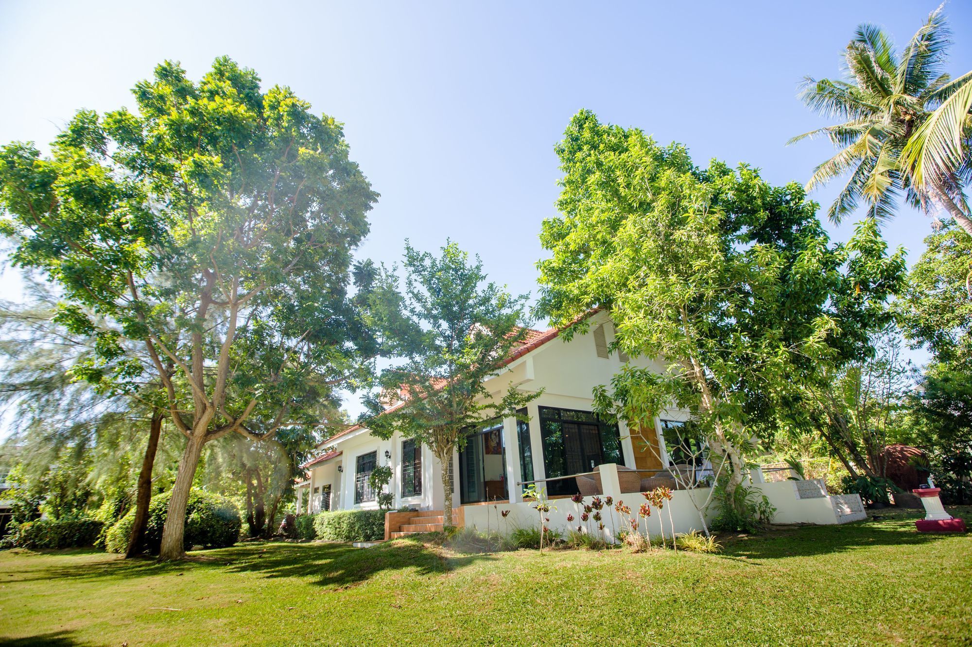 Villa Miracle Rawai Exterior foto
